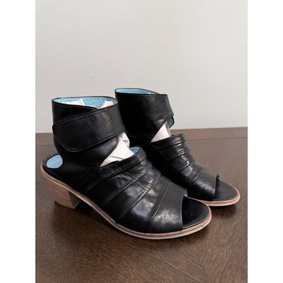 Everybody by BZ Moda black Smooth leather upper with ruching and cut out details - Picture 2 of 6